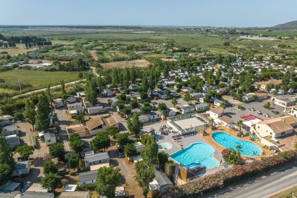 un camping vue de haut